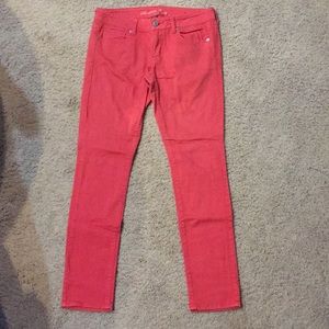 American Eagle coral skinny jeans